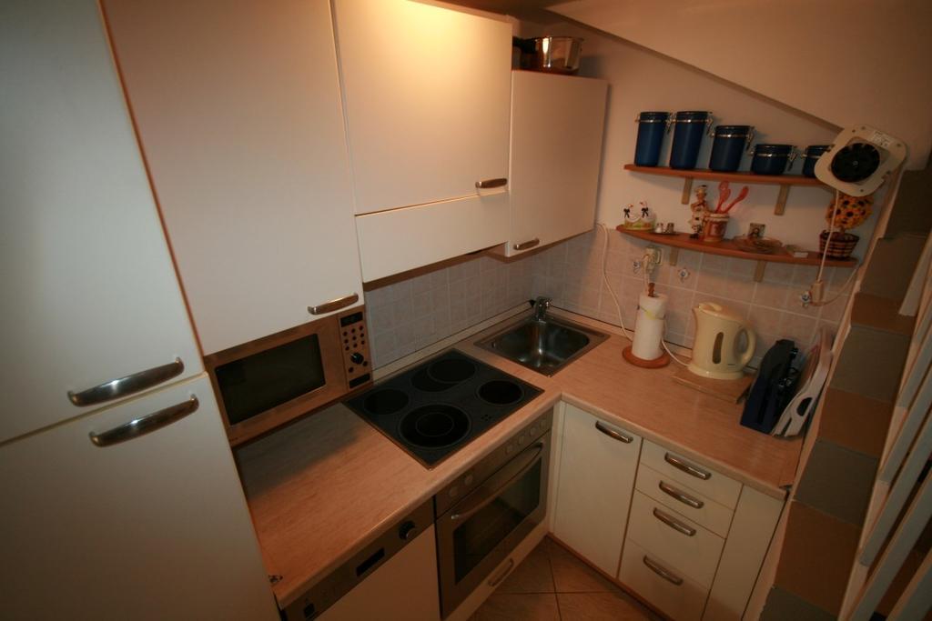 Ana Apartmán *